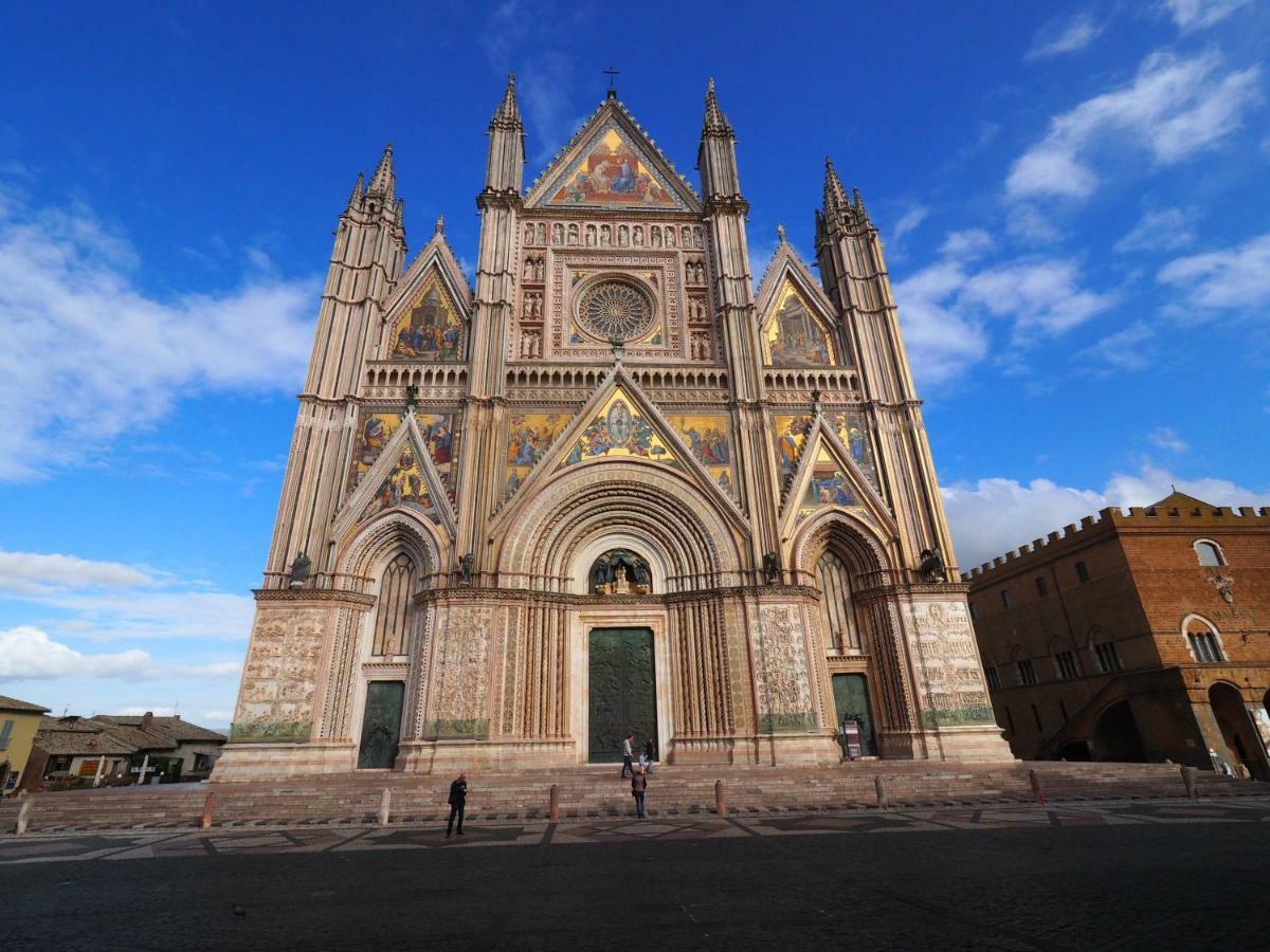 Апартаменти Duomo Budget Орв'єто Екстер'єр фото